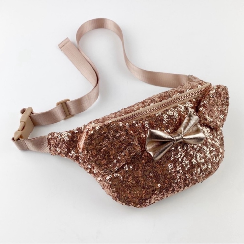 Disney Loungefly Minnie Rose Gold Sequin Fanny Pack EUC